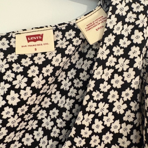 Levi’s Women Floral Sundress! Brand New! Super Cute - Picture 4 of 5